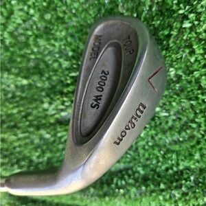 Wilson 2000 WS Model Tour Golf 7 + 9
Irons
Set of 2 Irons